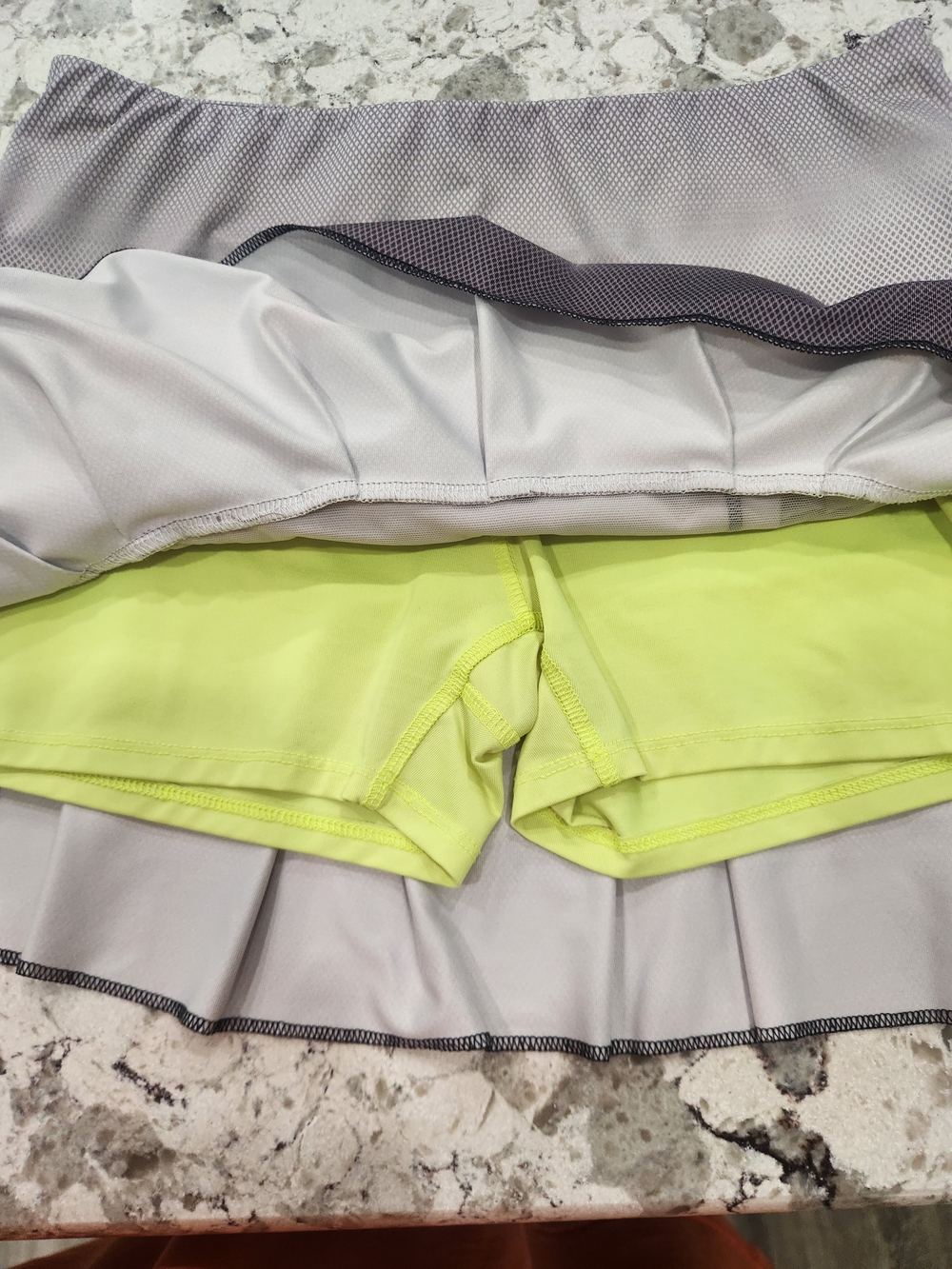 Lucky in Love Women’s M Gray Pleated Tennis Skirt Skort Neon Yellow Accent - Picture 5 of 6